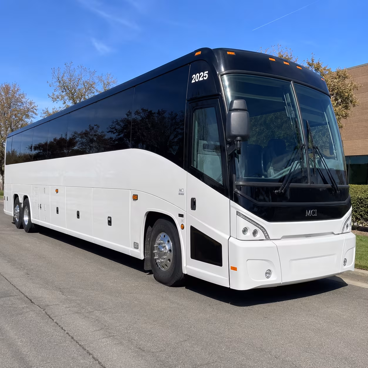 college of alameda and high school charter bus rentals