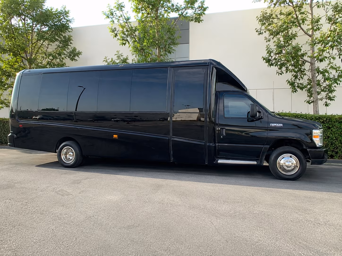 employee shuttle buses for alameda s growing tech and biotech workforce